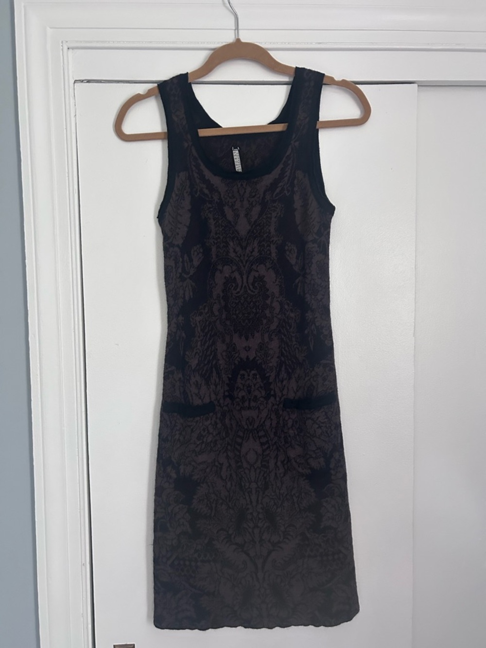 Peruvian Connection Black & Brown Damask Sleeveless Sheath Dress
